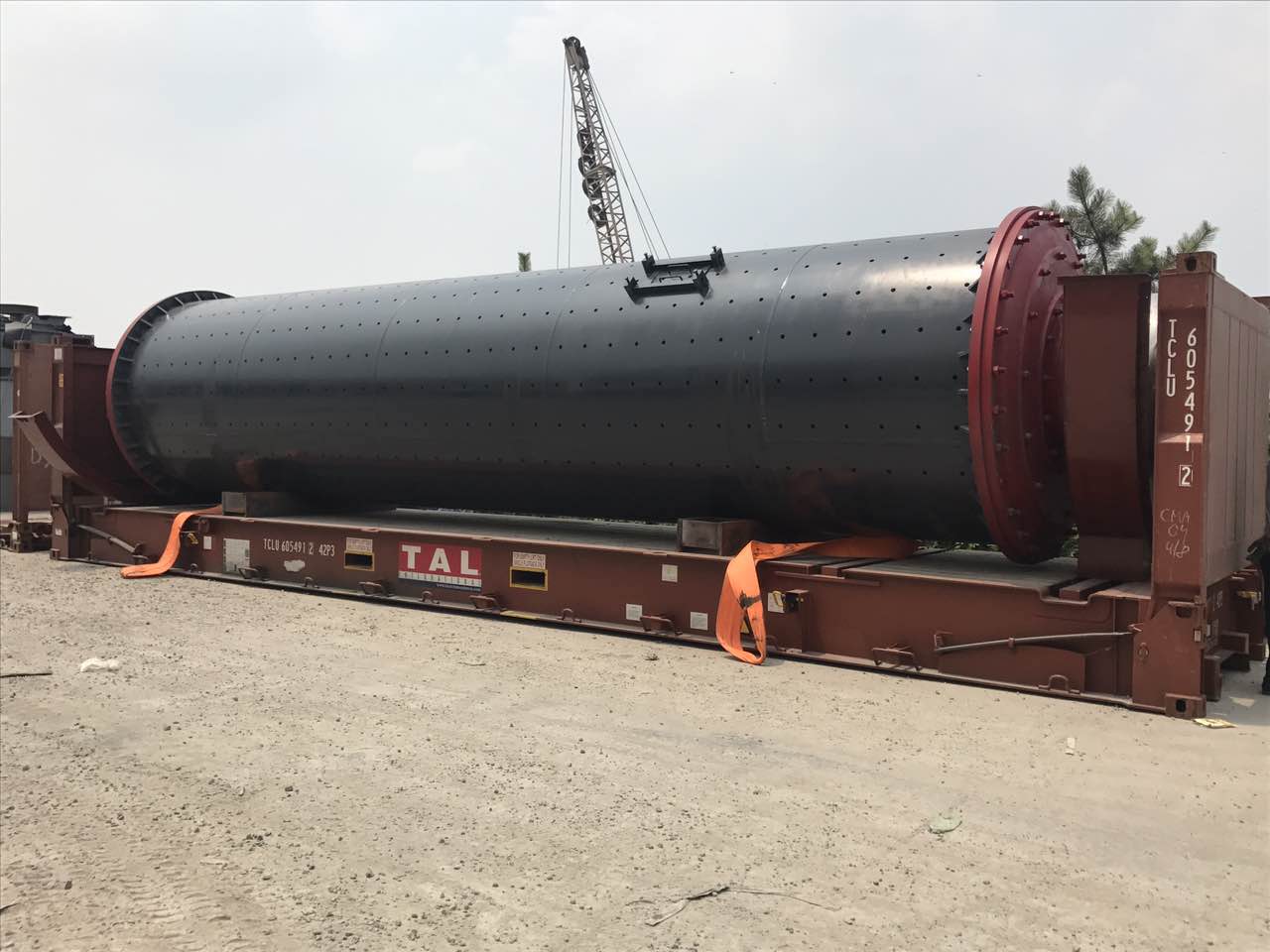 2.2米×9球磨机发往巴基斯坦 (1).jpg